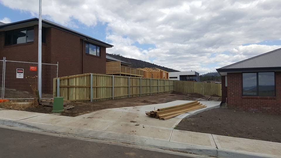 New timber fence beside a driveway in Hobart
